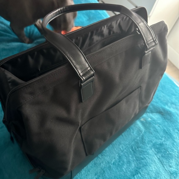- Weekender bag from BEIS - Picture 2 of 7